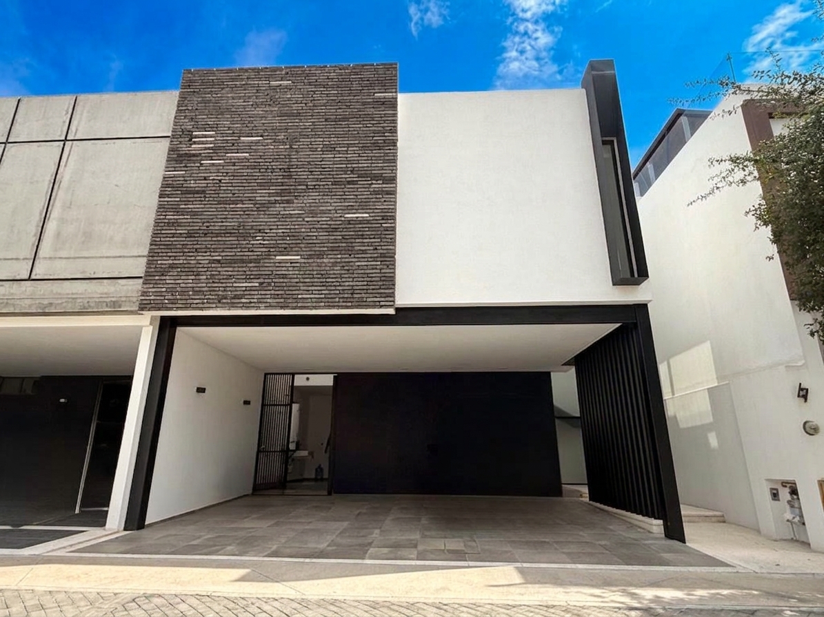 EB-BT5047